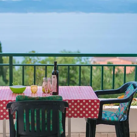 Lastavica Apartament Brela