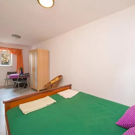 Apartment Lastavica